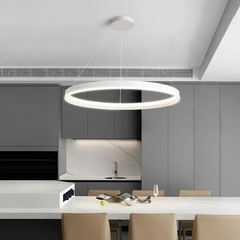 Stropná kruhová lampa Crux