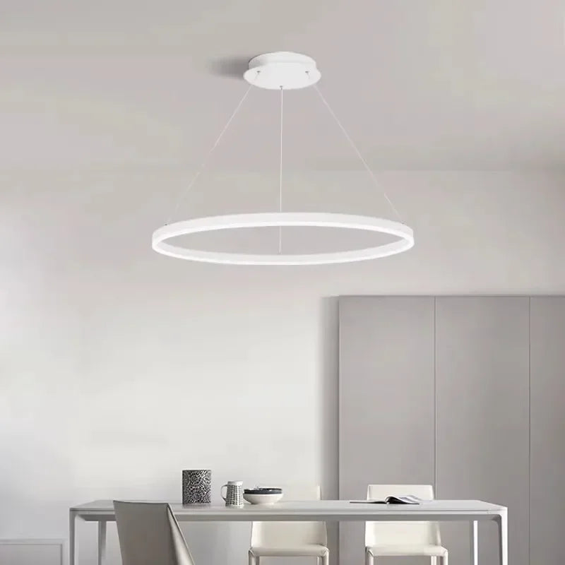 Stropná lampa Algol