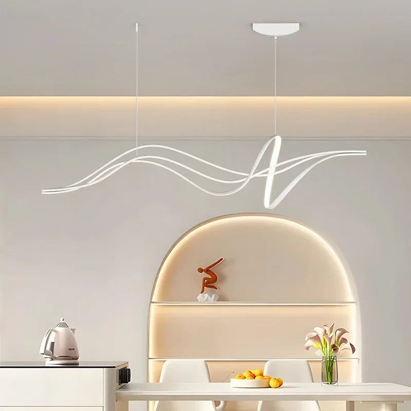 Stropná elegantná lampa Alnilam