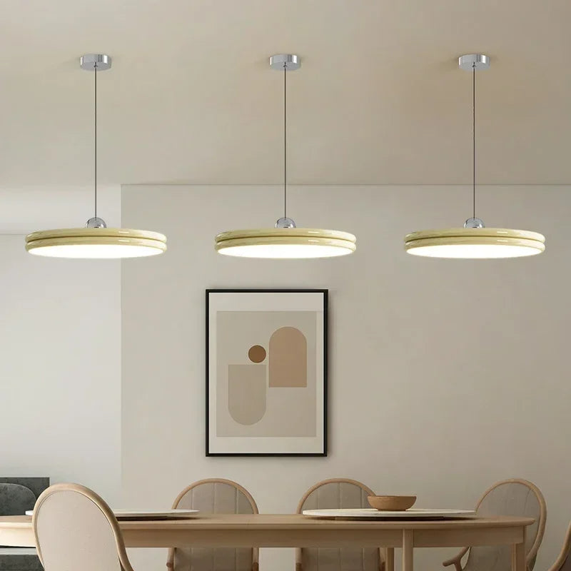 Stropná lampa Volans