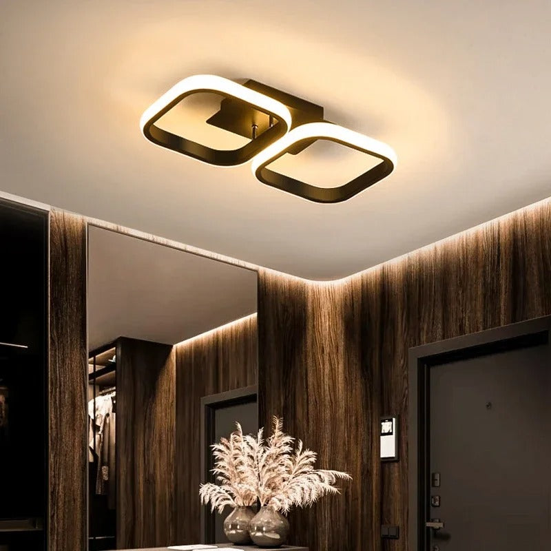 Elegantná štvorcová lampa